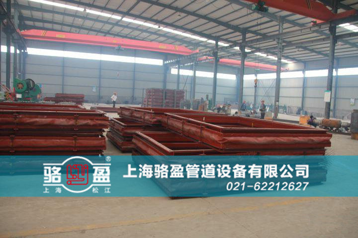 香港機(jī)場(chǎng)赤鱲角<a href=http://jasonbeetham.com target=_blank class=infotextkey>非金屬補(bǔ)償器</a>生產(chǎn)廠家